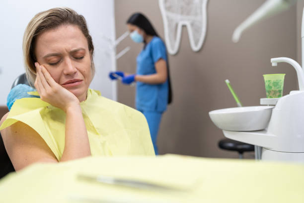 Emergency Gum Pain Relief Caney, KS